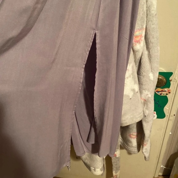 NWOT Off the shoulder long Lavender Dress - Picture 5 of 7